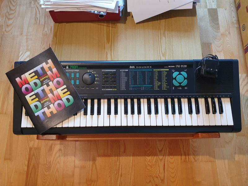 Keyboard Bontempi PM 61/S - Preis €25,-